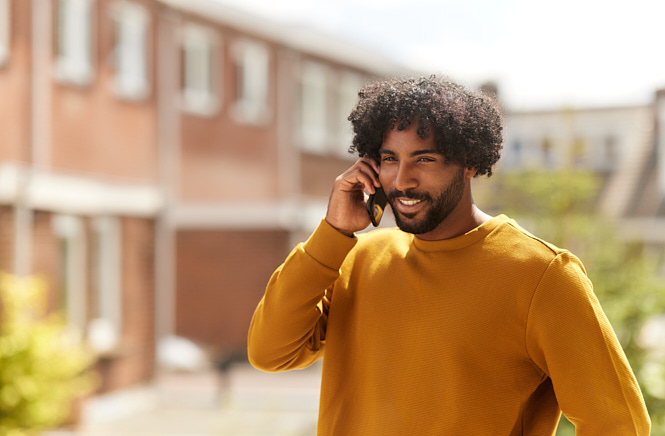 Man Telefoon Bellen 665X436